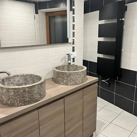 Maison De Campagne Nyaraló